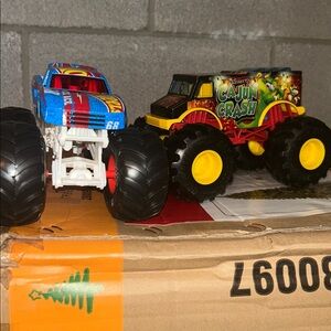 Cajun Crash Monster Truck Duo - Blue and Yellow
